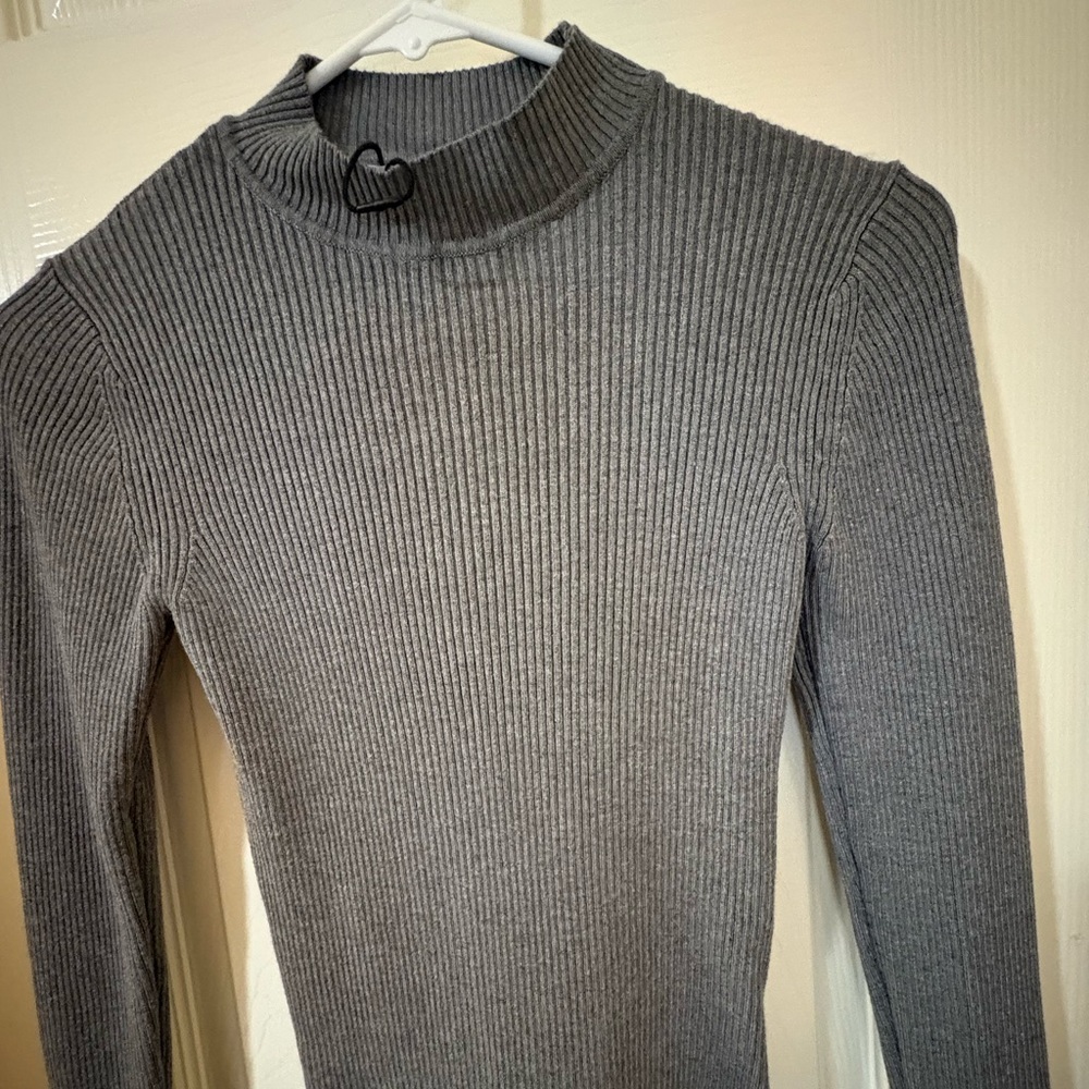 Stradivarius Charcoal Ribbed Long Sleeve Top - Picture 5 of 10